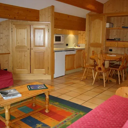 Lafarge Apartment *